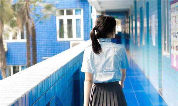 东方如何找到一个可以帮助我生孩子的女人？