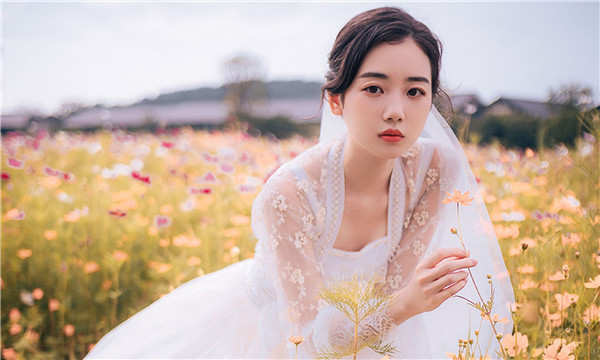 东方供卵生孩子费用多少｜供卵生育